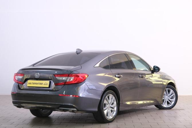 Honda Accord X с пробегом 2020 года, цена 2 219 000 рублей, 43000 км, седан, Автокод Объявления