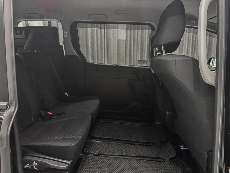 Toyota Noah III (R80) Рестайлинг Красноярск  - изображение 14