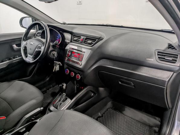 Kia Rio III Рестайлинг с пробегом 2017 года, цена 1 270 000 рублей, 95926 км, седан, Автокод Объявления