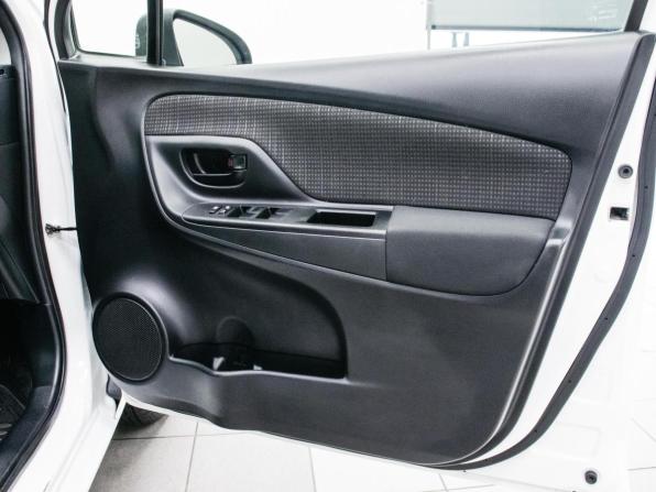 Toyota Vitz III (XP130) Рестайлинг с пробегом 2019 года, цена 1 050 000 рублей, 73286 км, хэтчбек, Автокод Объявления