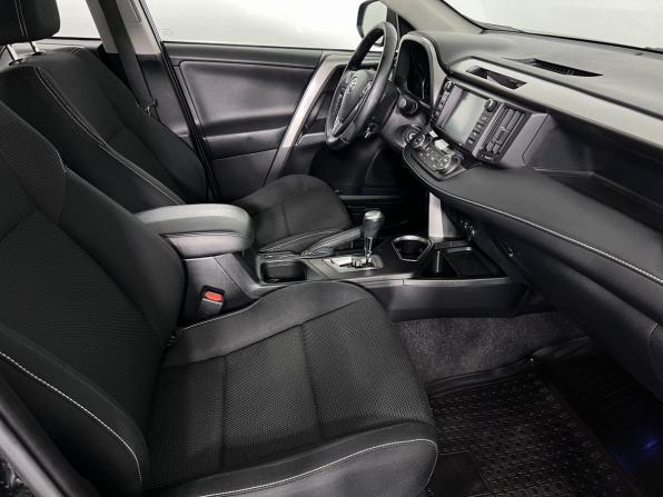 Toyota RAV4 IV (XA40) Рестайлинг с пробегом 2016 года, цена 2 170 000 рублей, 155165 км, внедорожник, Автокод Объявления