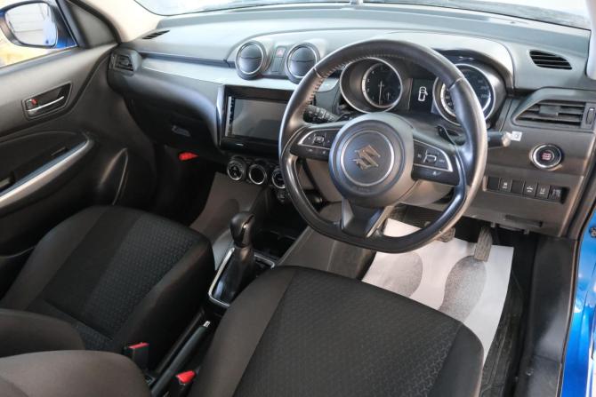 Suzuki Swift V с пробегом 2018 года, цена 1 259 000 рублей, 110000 км, хэтчбек, Автокод Объявления