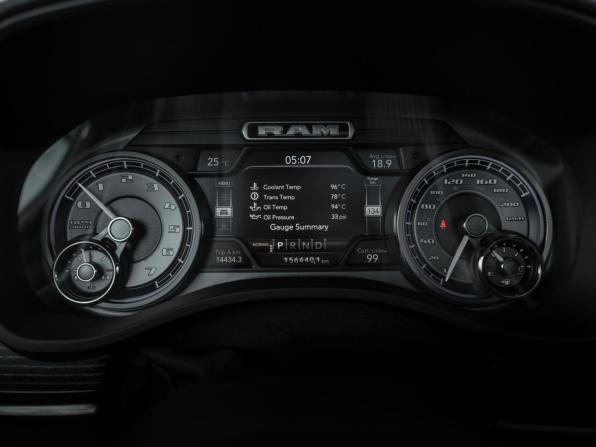 Ram 1500 V с пробегом 2019 года, цена 5 700 000 рублей, 156439 км, пикап, Автокод Объявления