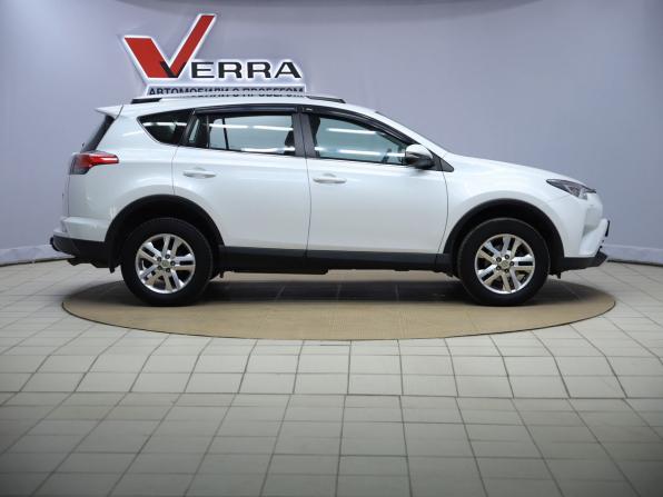 Toyota RAV4 IV (XA40) Рестайлинг с пробегом 2018 года, цена 2 470 000 рублей, 93018 км, внедорожник, Автокод Объявления