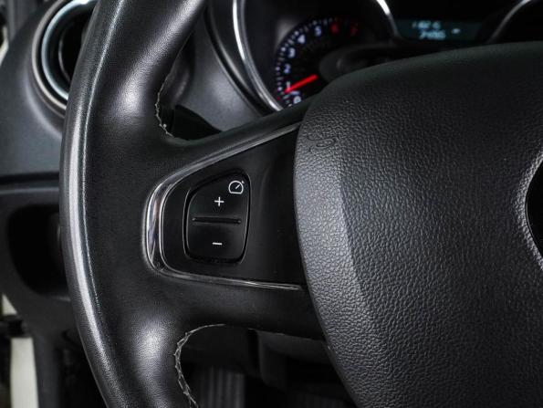 Renault Kaptur I с пробегом 2019 года, цена 1 499 000 рублей, 118215 км, внедорожник, Автокод Объявления