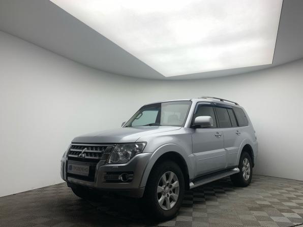 Mitsubishi Pajero IV Рестайлинг 2 с пробегом 2015 года, цена 2 319 000 рублей, 197859 км, внедорожник, Автокод Объявления