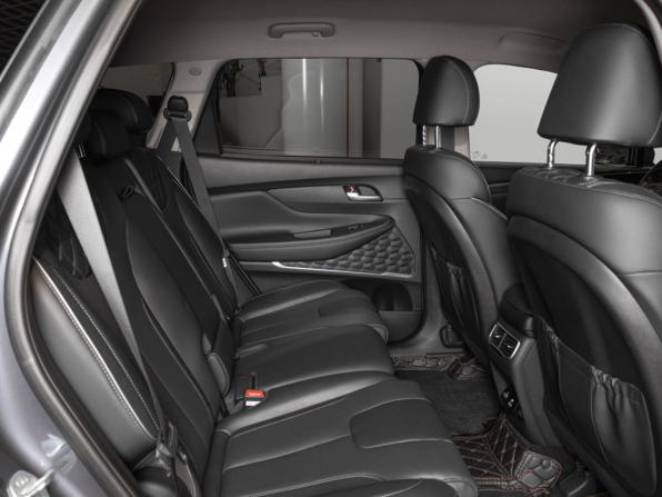 Hyundai Santa Fe IV Рестайлинг с пробегом 2021 года, цена 3 669 100 рублей, 106000 км, внедорожник, Автокод Объявления