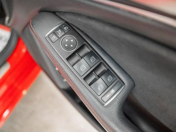 Mercedes-Benz CLA I (C117 X117) с пробегом 2015 года, цена 1 400 000 рублей, 85120 км, универсал, Автокод Объявления