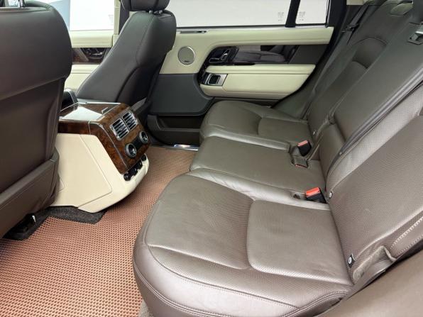 Land Rover Range Rover IV Рестайлинг с пробегом 2018 года, цена 5 549 000 рублей, 241626 км, внедорожник, Автокод Объявления