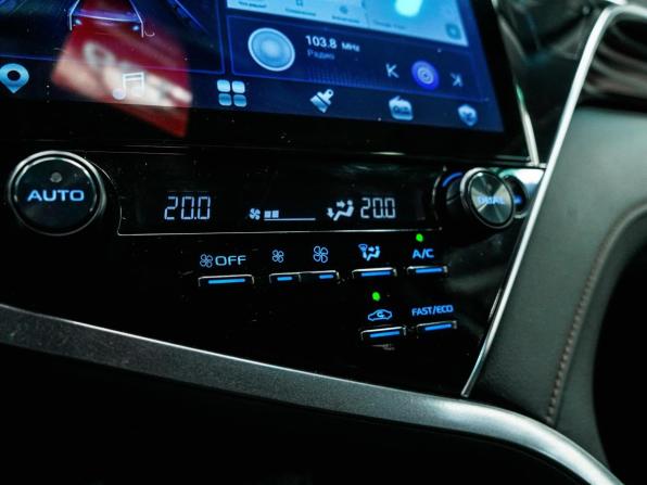 Toyota Camry VIII (XV70) с пробегом 2019 года, цена 2 929 000 рублей, 88095 км, седан, Автокод Объявления