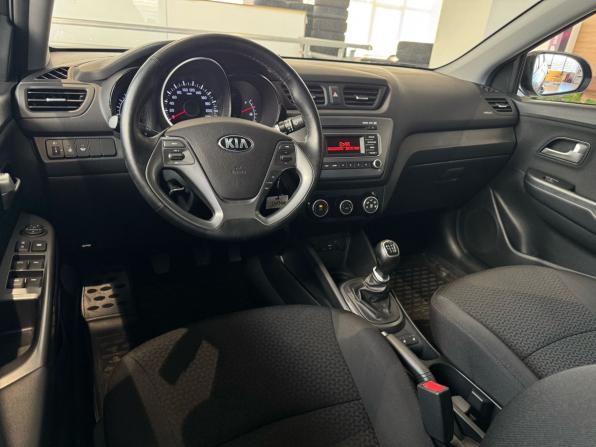Kia Rio III Рестайлинг с пробегом 2015 года, цена 1 130 000 рублей, 30378 км, седан, Автокод Объявления