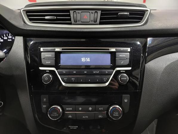 Nissan Qashqai II с пробегом 2018 года, цена 1 930 000 рублей, 66489 км, внедорожник, Автокод Объявления