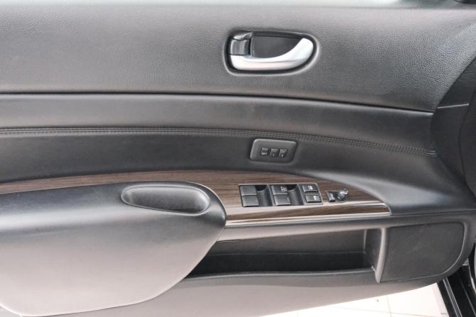Nissan Teana II Рестайлинг с пробегом 2013 года, цена 1 099 000 рублей, 242770 км, седан, Автокод Объявления