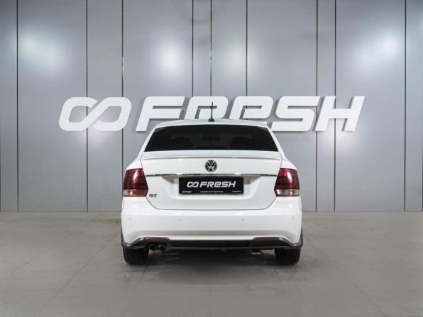 Volkswagen Polo V Рестайлинг с пробегом 2018 года, цена 1 229 000 рублей, 183827 км, седан, Автокод Объявления