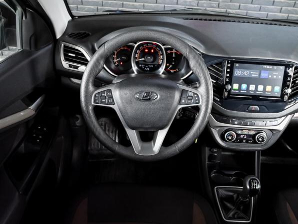 Lada (ВАЗ) Vesta I с пробегом 2018 года, цена 1 000 000 рублей, 92190 км, универсал, Автокод Объявления