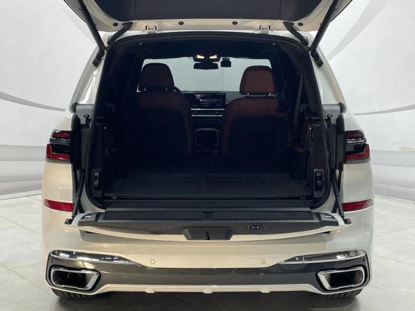 Новый BMW X7 I (G07) Рестайлинг 2025 года, цена 14 700 000 рублей, внедорожник, Автокод Объявления