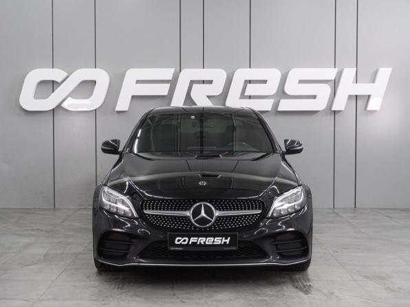 Mercedes-Benz C-Класс IV (W205) Рестайлинг с пробегом 2019 года, цена 2 759 000 рублей, 166061 км, седан, Автокод Объявления