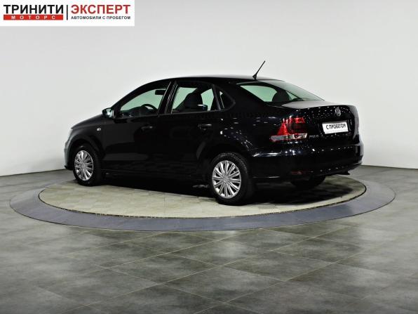 Volkswagen Polo V Рестайлинг с пробегом 2015 года, цена 947 000 рублей, 216449 км, седан, Автокод Объявления