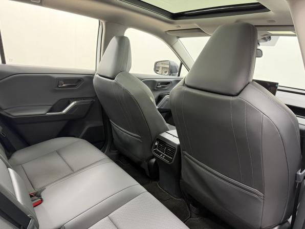 Toyota RAV4 VI (XA60) с пробегом 2026 года, цена 4 380 000 рублей, 7 км, внедорожник, Автокод Объявления