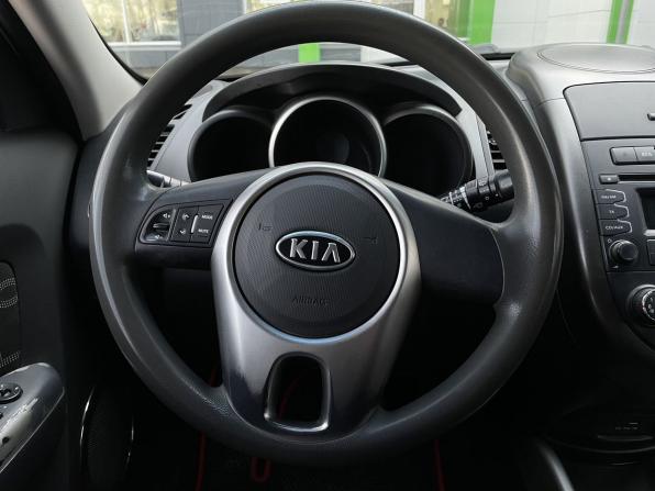 Kia Soul I Рестайлинг с пробегом 2012 года, цена 880 000 рублей, 165023 км, хэтчбек, Автокод Объявления