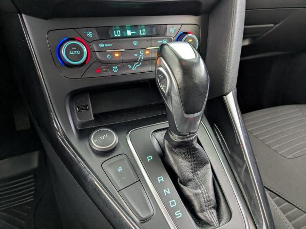 Ford Focus III Рестайлинг с пробегом 2018 года, цена 1 250 000 рублей, 142861 км, универсал, Автокод Объявления