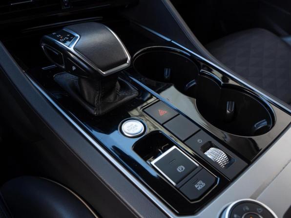 Volkswagen Touareg III с пробегом 2020 года, цена 4 279 000 рублей, 151679 км, внедорожник, Автокод Объявления