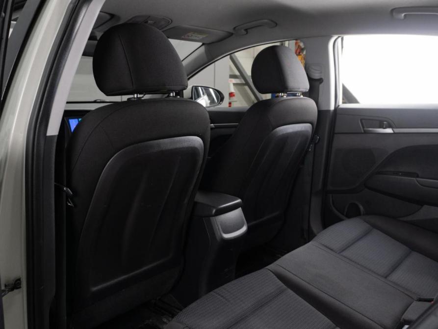 Hyundai Elantra VI (AD) Тюмень  - изображение 11