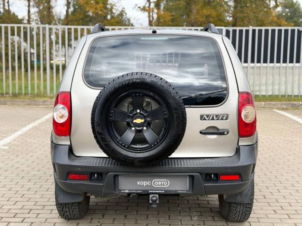 Chevrolet Niva I Рестайлинг с пробегом 2017 года, цена 652 000 рублей, 154000 км, внедорожник, Автокод Объявления