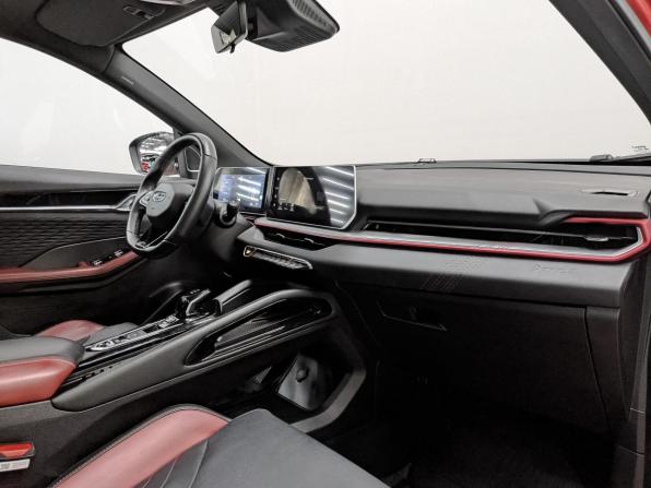 Geely Coolray I Рестайлинг с пробегом 2024 года, цена 2 065 000 рублей, 61236 км, внедорожник, Автокод Объявления