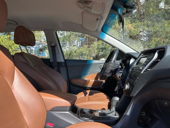 Hyundai Santa Fe III Рестайлинг с пробегом 2017 года, цена 2 129 000 рублей, 186536 км, внедорожник, Автокод Объявления