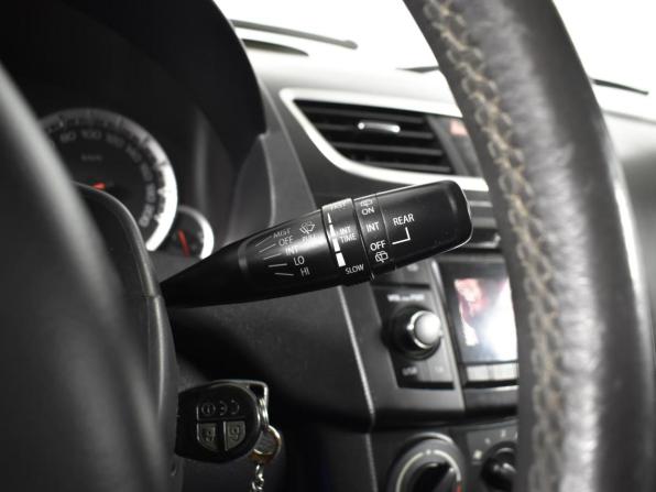 Suzuki Swift IV с пробегом 2011 года, цена 729 900 рублей, 145312 км, хэтчбек, Автокод Объявления