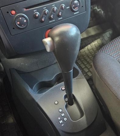 Renault Clio III с пробегом 2008 года, цена 455 000 рублей, 135290 км, хэтчбек, Автокод Объявления