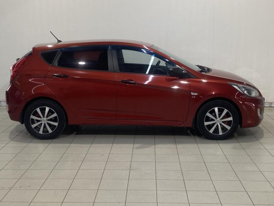 Hyundai Solaris I Курск  - изображение 4