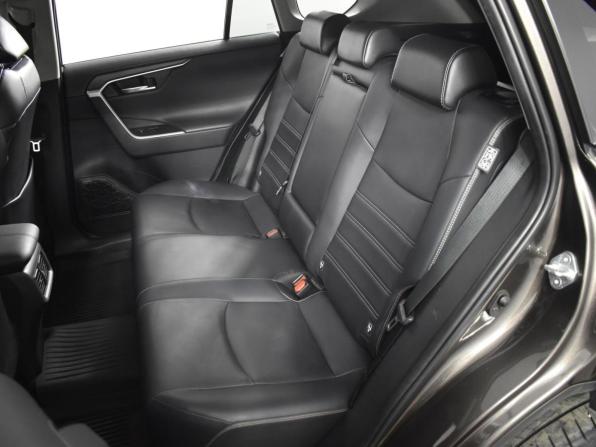 Toyota RAV4 V (XA50) с пробегом 2022 года, цена 2 935 200 рублей, 95277 км, внедорожник, Автокод Объявления