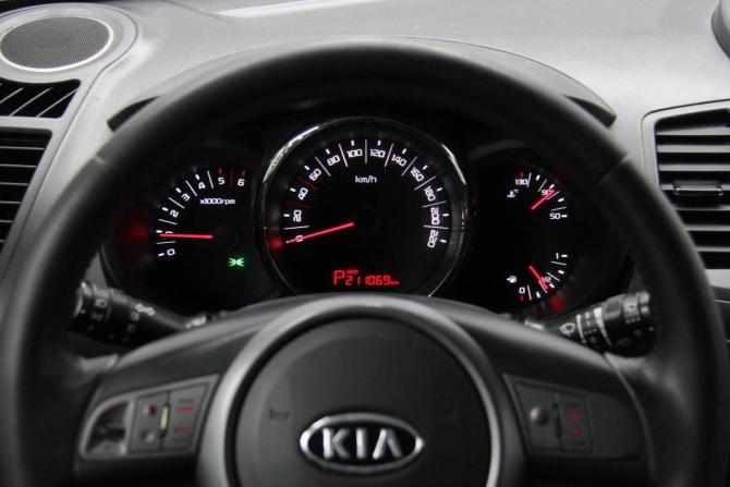 Kia Soul I Рестайлинг с пробегом 2011 года, цена 782 000 рублей, 211066 км, хэтчбек, Автокод Объявления