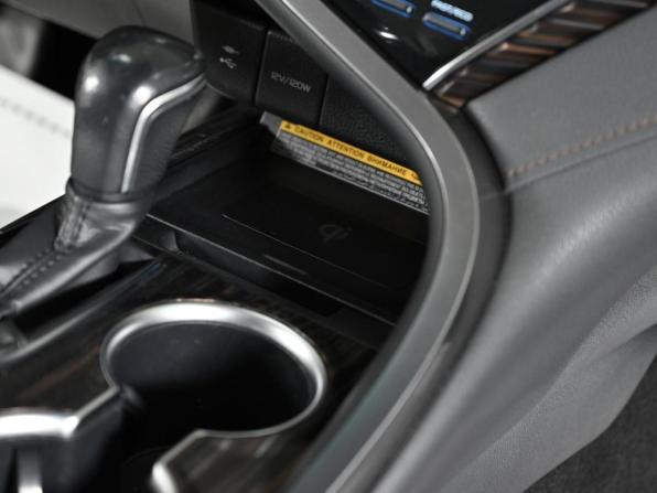 Toyota Camry VIII (XV70) с пробегом 2019 года, цена 1 679 000 рублей, 77000 км, седан, Автокод Объявления