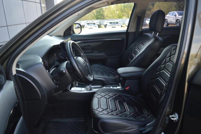 Mitsubishi Outlander III Рестайлинг 3 с пробегом 2019 года, цена 1 830 000 рублей, 103249 км, внедорожник, Автокод Объявления