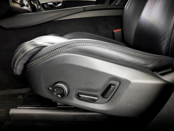 Volvo V90 II Рестайлинг с пробегом 2021 года, цена 5 220 000 рублей, 86755 км, универсал, Автокод Объявления