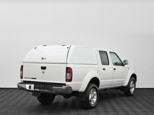 Nissan NP300 с пробегом 2014 года, цена 1 149 000 рублей, 158000 км, offers.body_type.unknown, Автокод Объявления