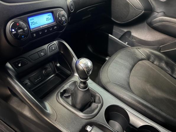 Hyundai ix35 I Рестайлинг с пробегом 2014 года, цена 1 220 000 рублей, 188387 км, внедорожник, Автокод Объявления