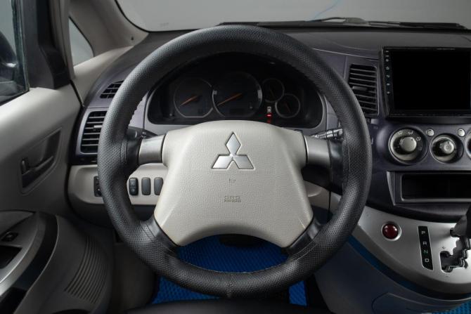 Mitsubishi Grandis I с пробегом 2004 года, цена 739 000 рублей, 430000 км, минивэн, Автокод Объявления