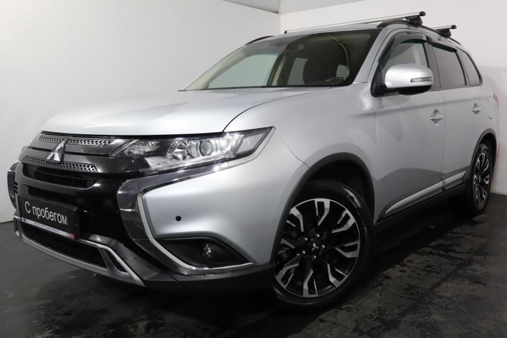 Mitsubishi Outlander III Рестайлинг 3 Санкт-Петербург  - изображение 3