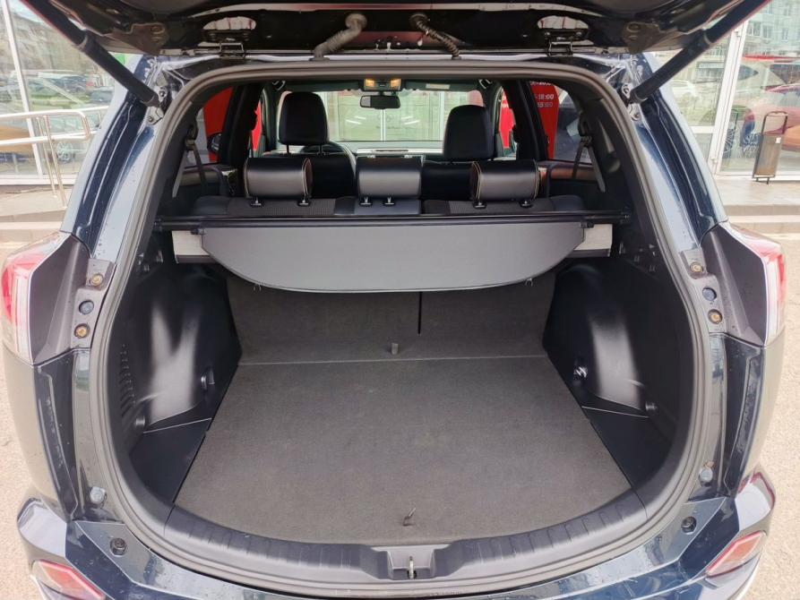 Toyota RAV4 IV (XA40) Рестайлинг Брянск  - изображение 12