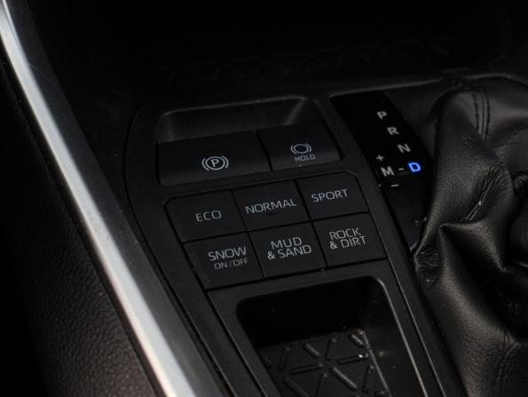 Toyota RAV4 V (XA50) с пробегом 2021 года, цена 3 650 000 рублей, 28245 км, внедорожник, Автокод Объявления