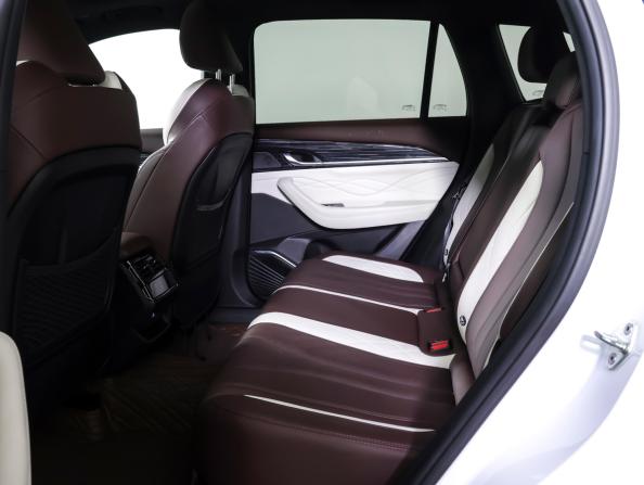Geely Monjaro I с пробегом 2023 года, цена 3 290 000 рублей, 19300 км, внедорожник, Автокод Объявления