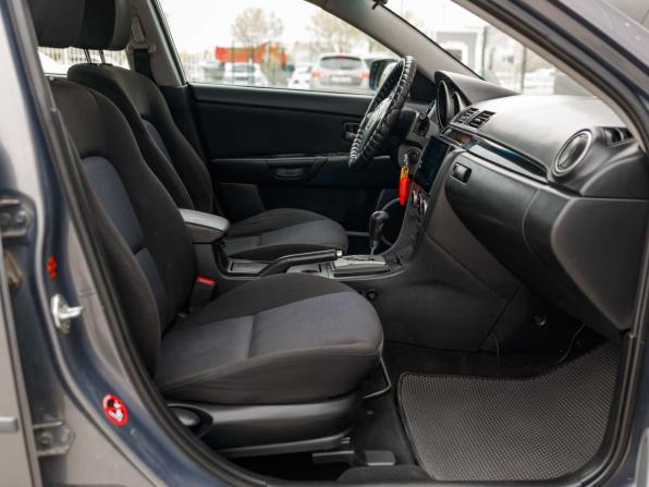Mazda 3 I (BK) Рестайлинг с пробегом 2006 года, цена 600 000 рублей, 210140 км, седан, Автокод Объявления