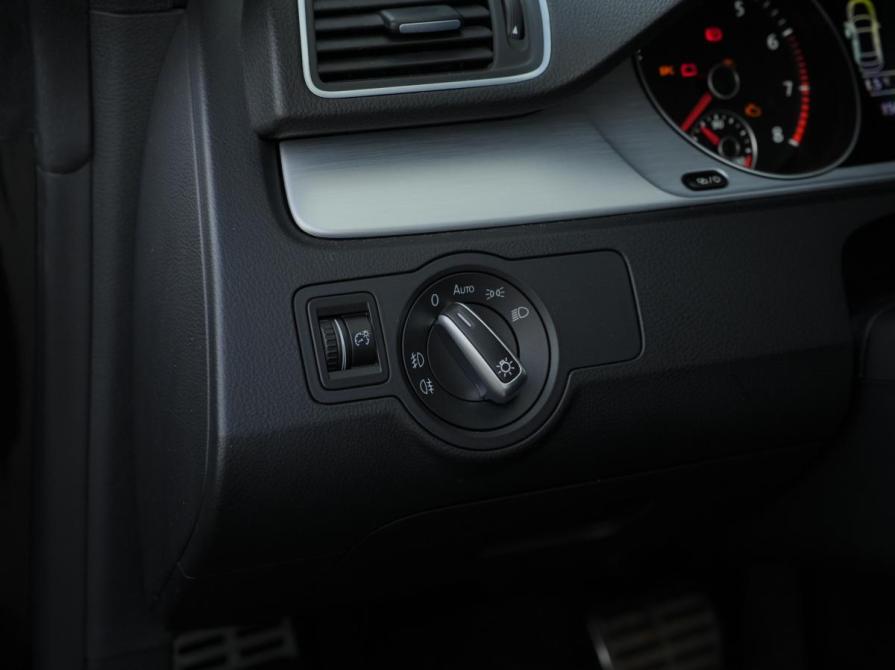 Volkswagen Passat CC I Рестайлинг Москва  - изображение 20