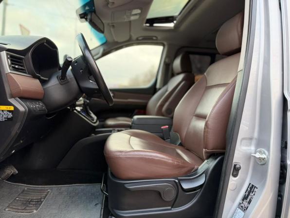Hyundai Grand Starex I Рестайлинг 2 с пробегом 2018 года, цена 3 590 000 рублей, 90451 км, минивэн, Автокод Объявления