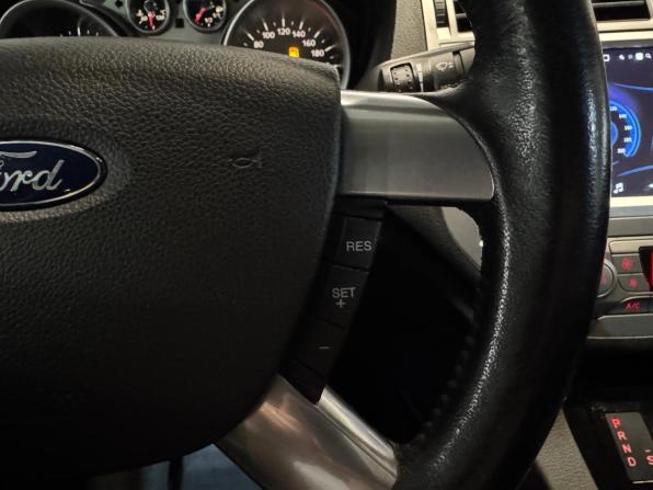 Ford Kuga I с пробегом 2012 года, цена 799 000 рублей, 215000 км, внедорожник, Автокод Объявления