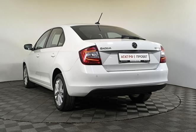 Skoda Rapid I Рестайлинг с пробегом 2019 года, цена 1 200 000 рублей, 73017 км, лифтбек, Автокод Объявления